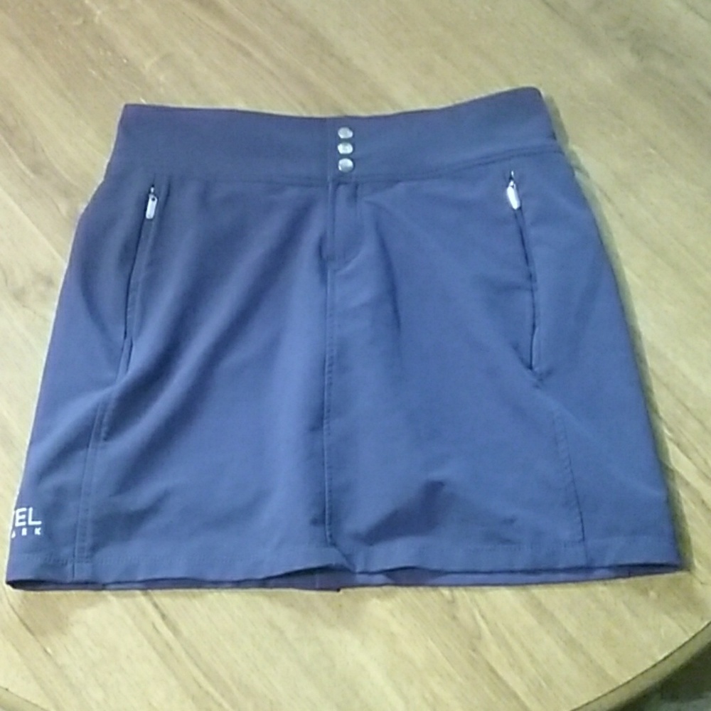 Kastel Denmark Sun Skort UV Protection Sz 4 NWT